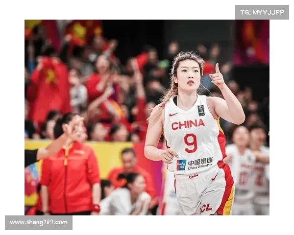 李梦WNBA赛季场均12分表现出色成功入选最佳新秀阵容 李梦WNBA赛季场均12分表现出色成功入选最佳新秀阵容